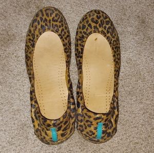 Leopard Tieks